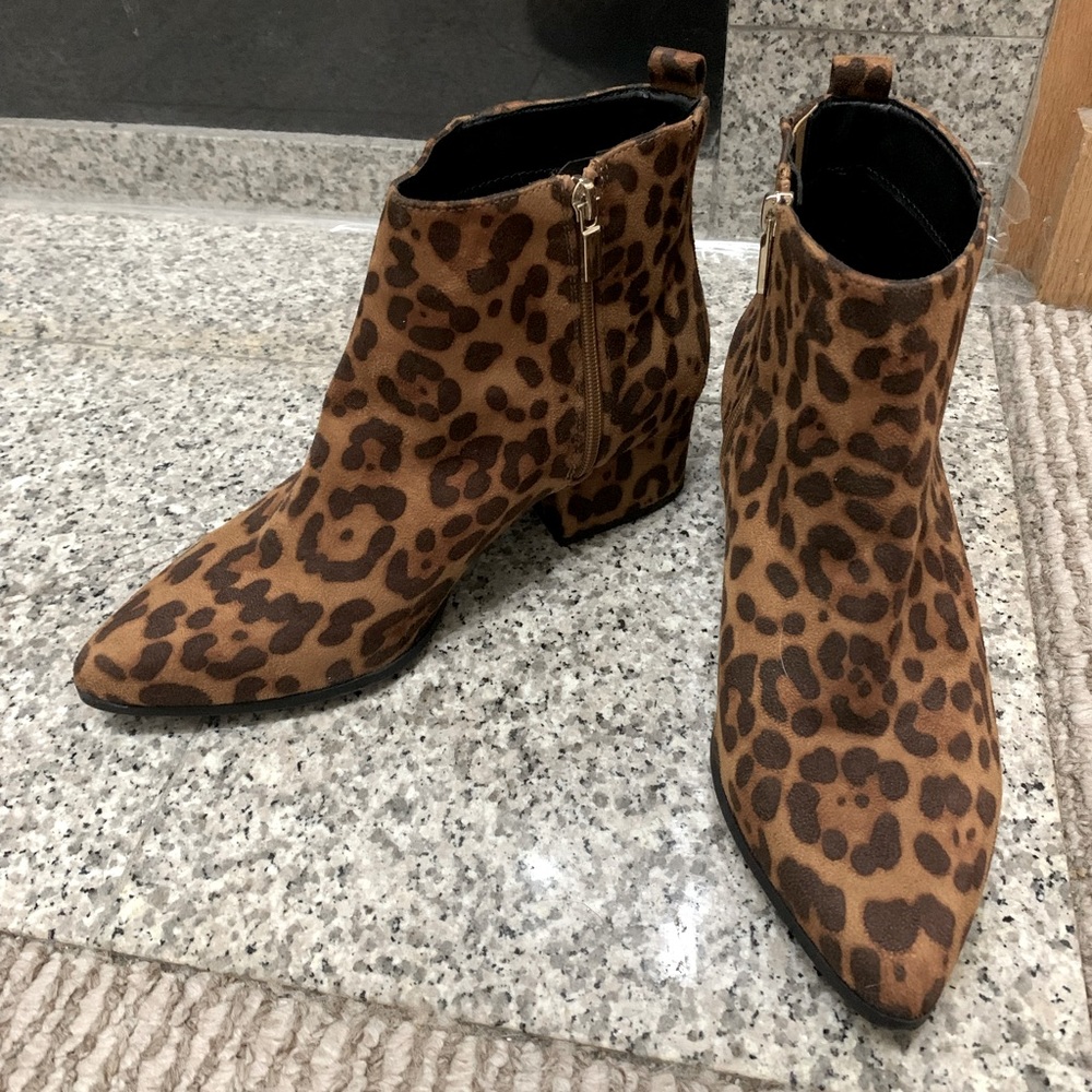 Brand New 9.5 Leopard Print Booties - never worn, but too late to return